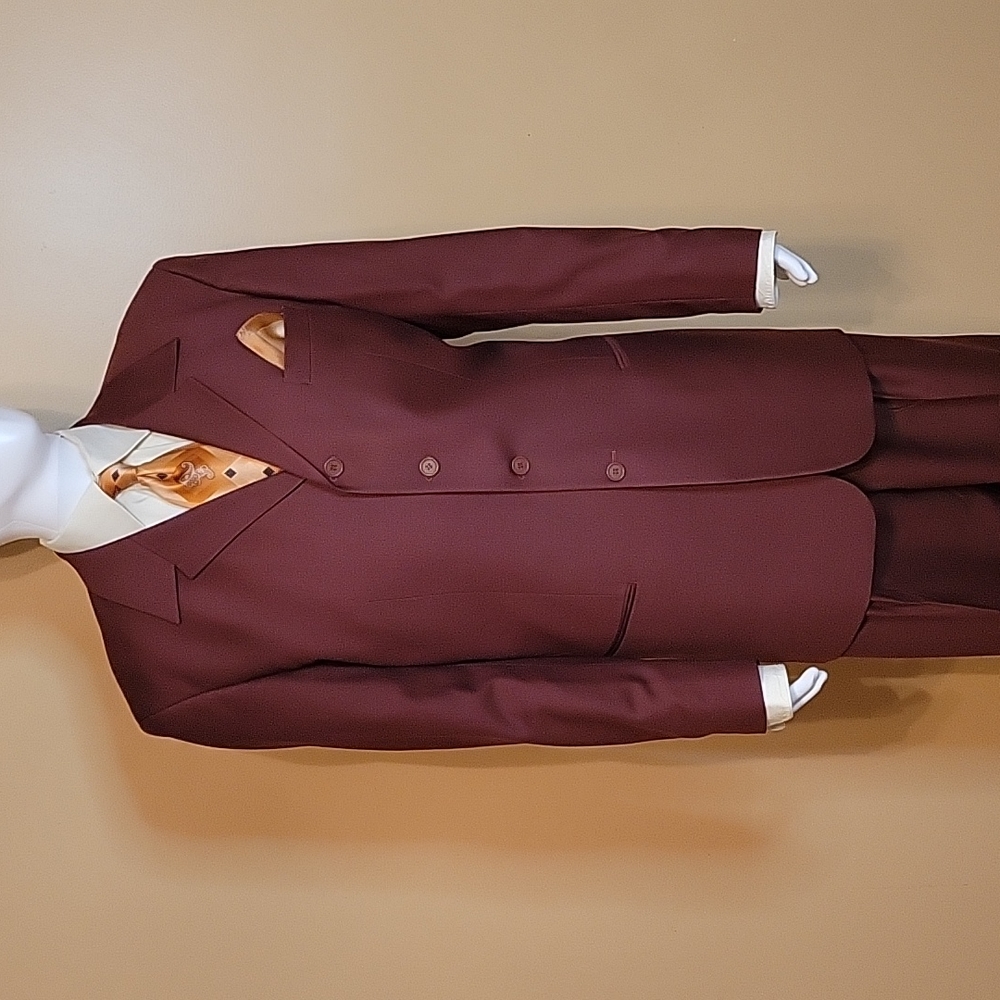 Men Size 46L J.Anthony Brown Suit Color is Rust